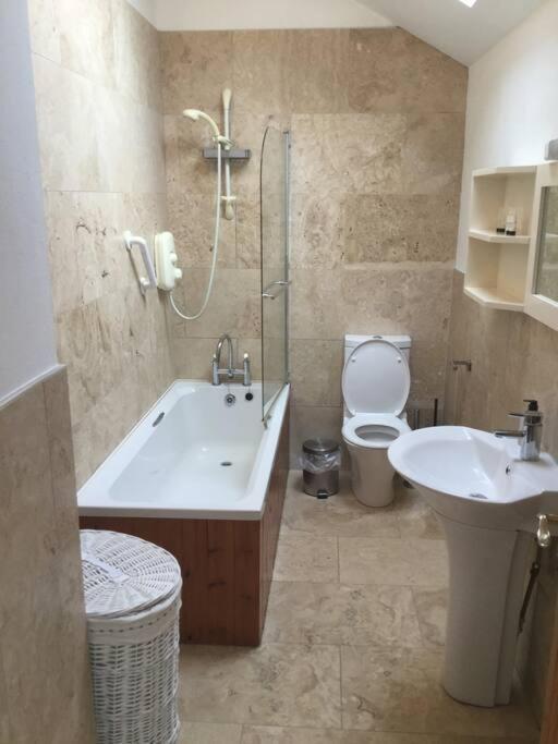 Roundstone Retreats Abbys Cottage 외부 사진